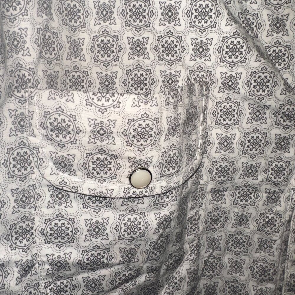 Howe Button Up Shirt - Picture 5 of 6